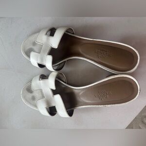 Hermes' Oasis Leather Slides